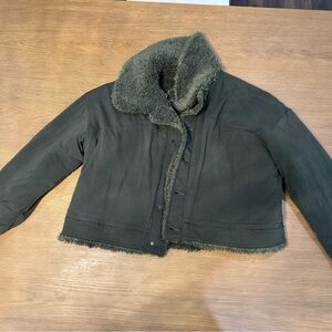 Lulu lemon Olive Green Women's Jacket with Faux Fur Lining - Reversible